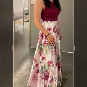 Never worn, still has the tag